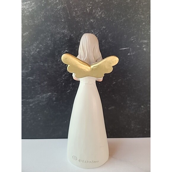 Blossom Bucket Family is Love Heart Soft Cream 6 inch Resin Stone Collectible - Picture 3 of 10